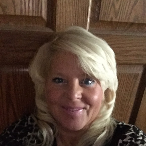 Meet your Posher, Chris - Picture 1 of 1